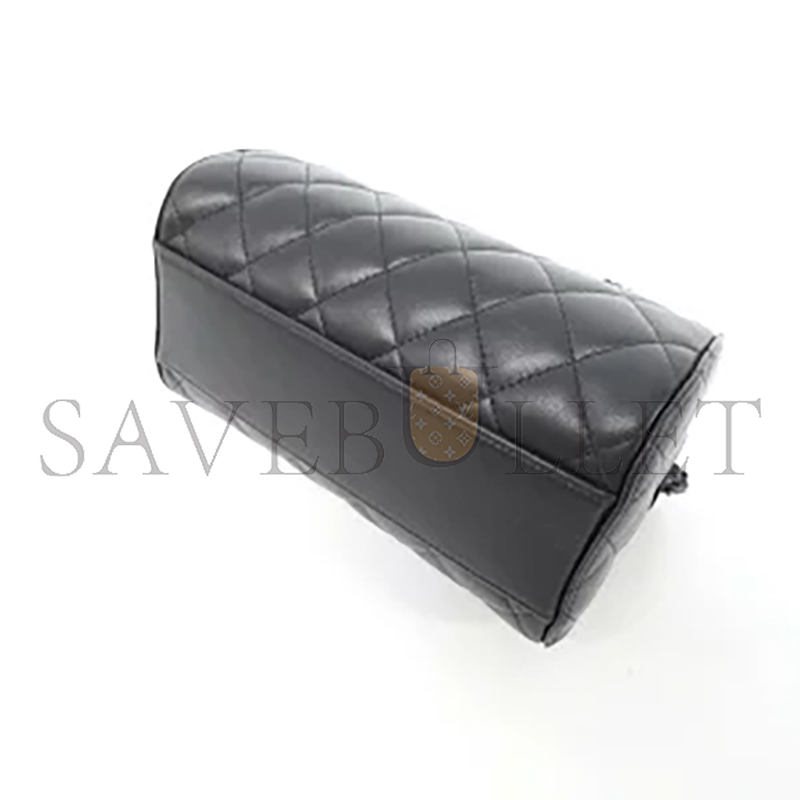 CHANEL CLUTCH WITH CHAIN AP4474 (18.5*11.5*11cm)